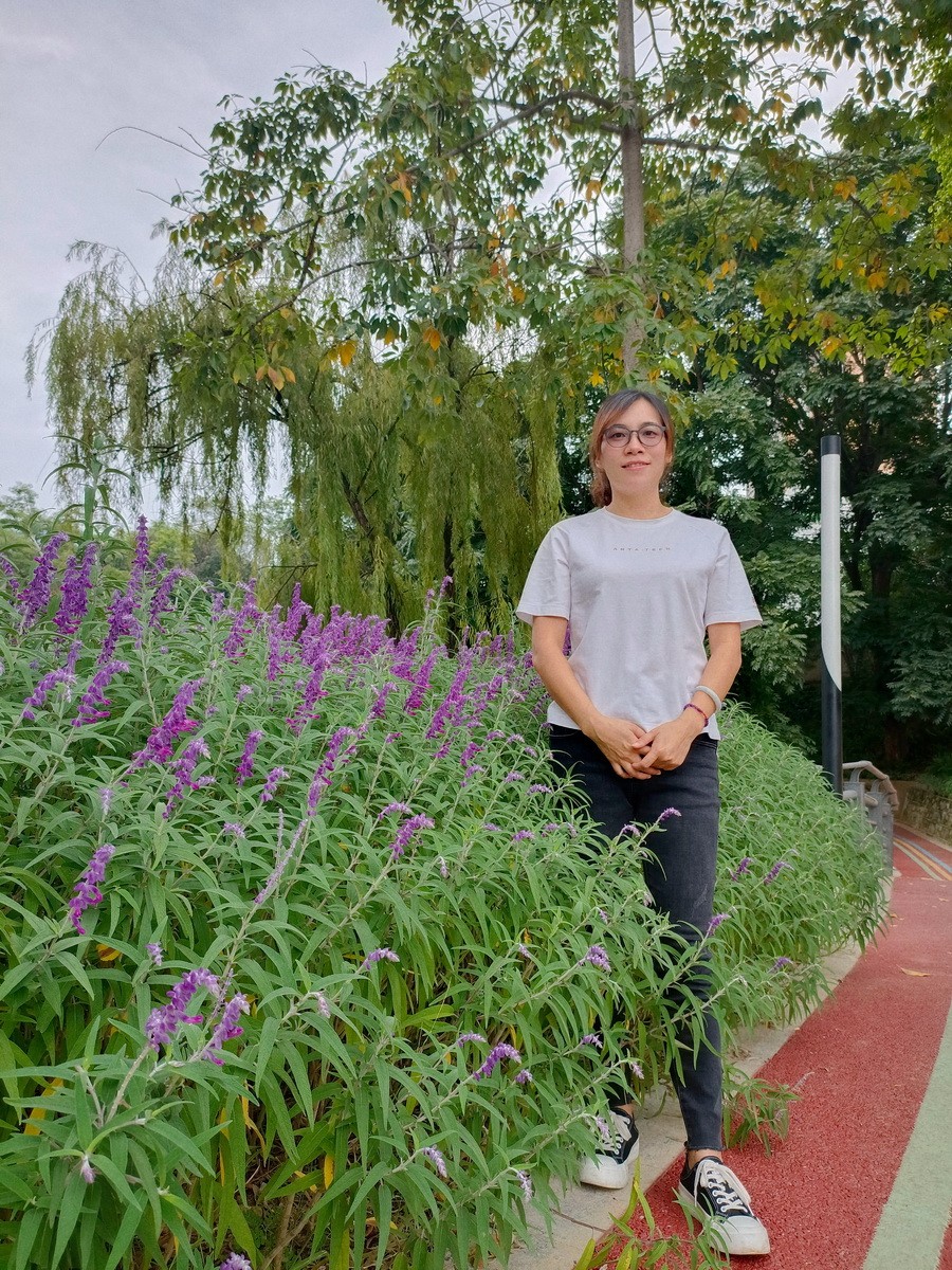 吴霞.jpg