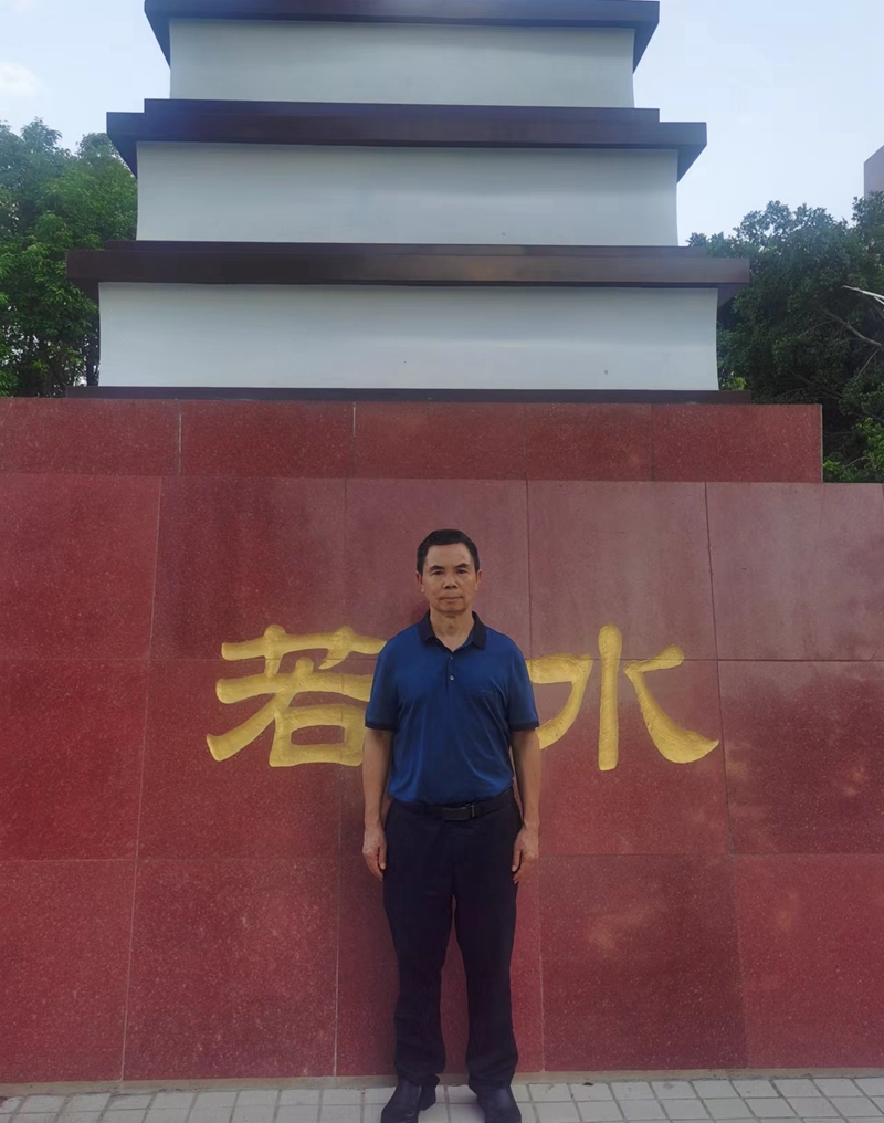 曹万银.jpg